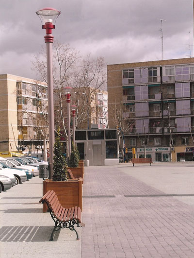 Aparcamiento subterráneo para residentes y plaza pública en Calle Batalla de Brunete. Leganés.